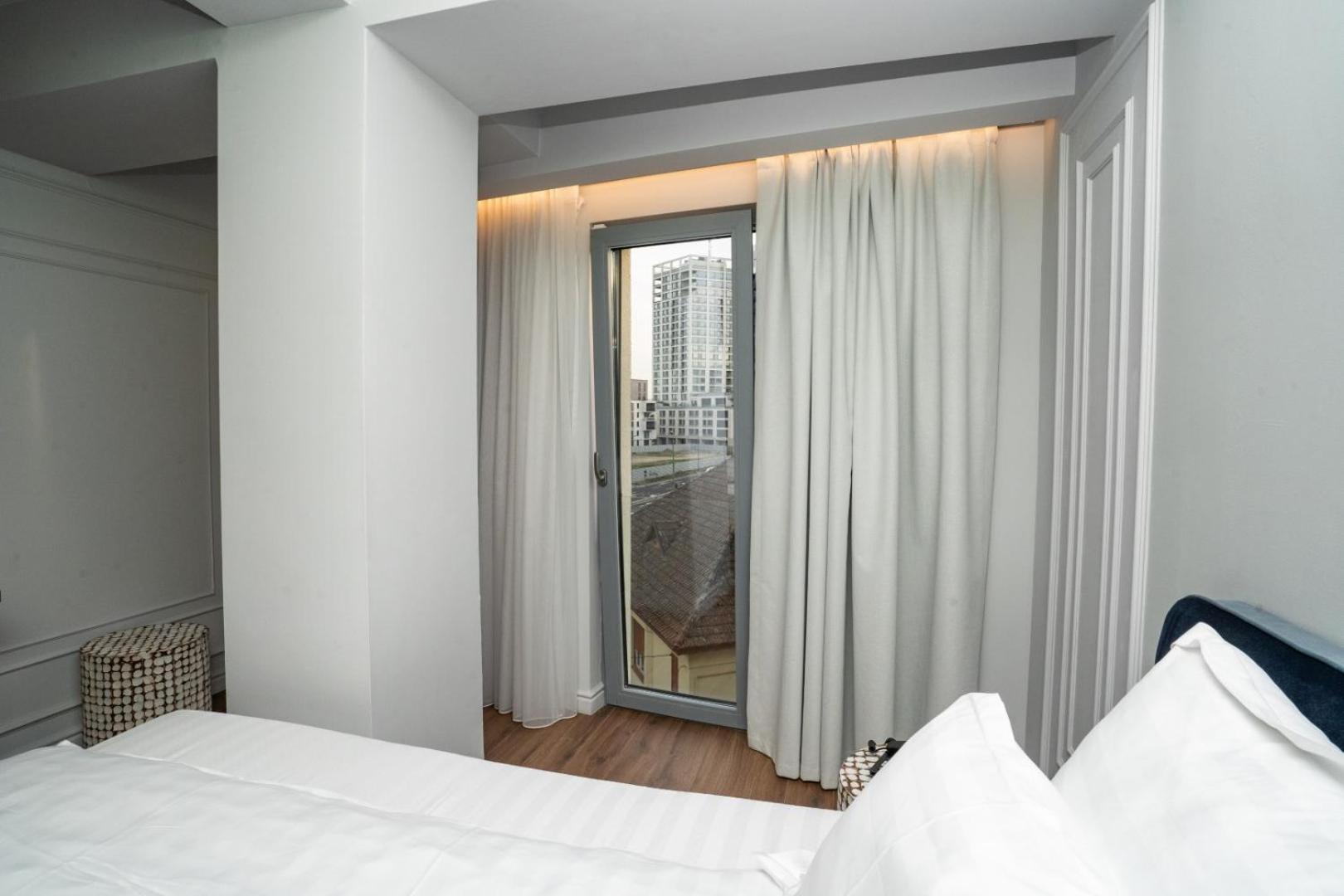 Cosmopolita Boutique Hotel Timișoara Zewnętrze zdjęcie