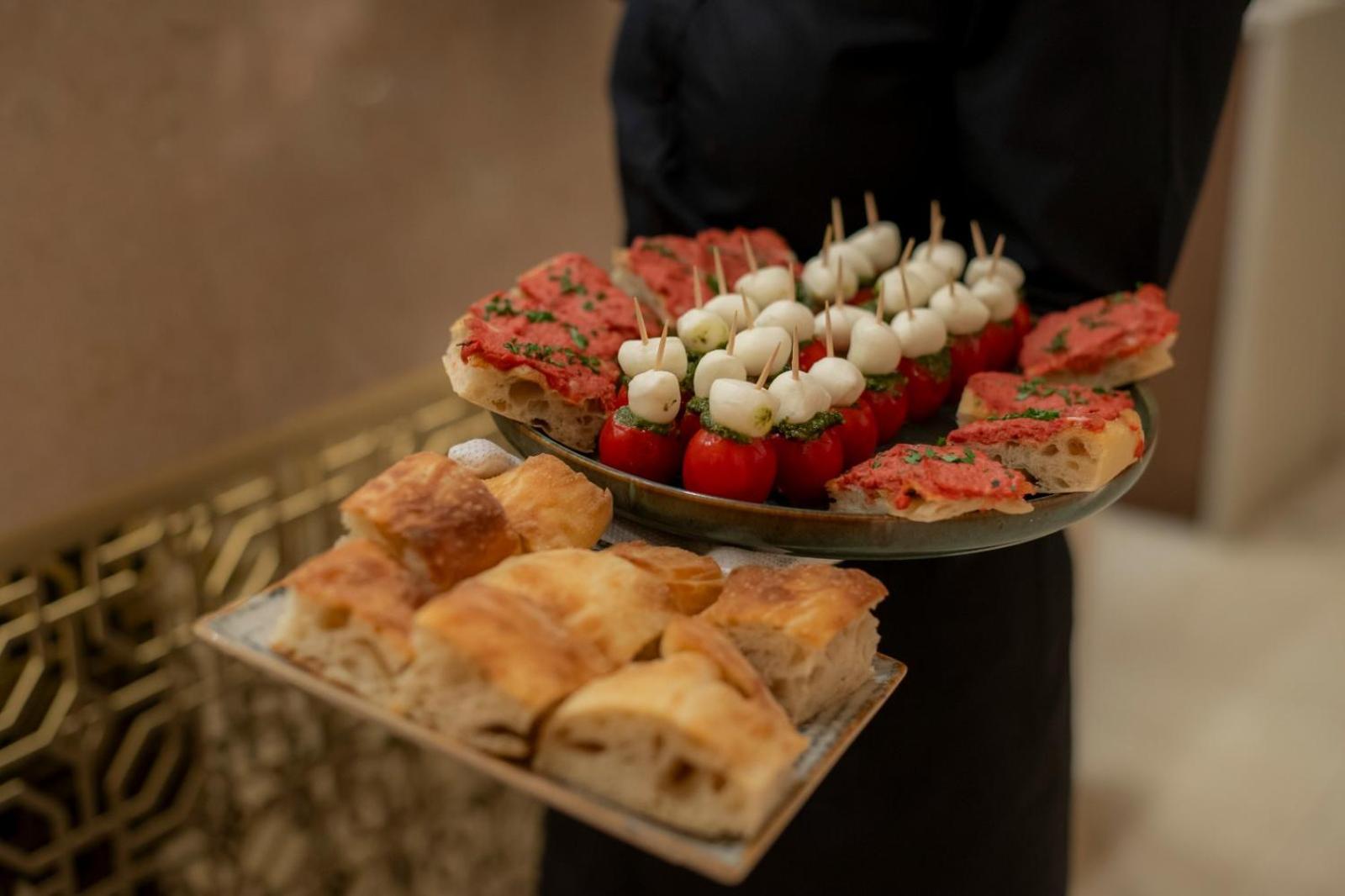 Cosmopolita Boutique Hotel Timișoara Zewnętrze zdjęcie