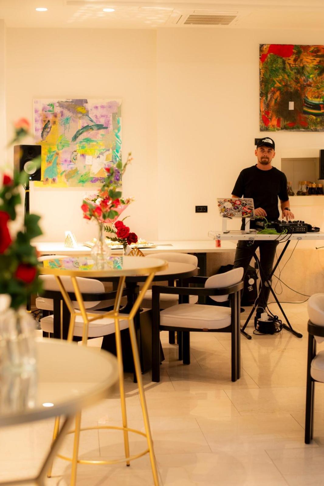 Cosmopolita Boutique Hotel Timișoara Zewnętrze zdjęcie