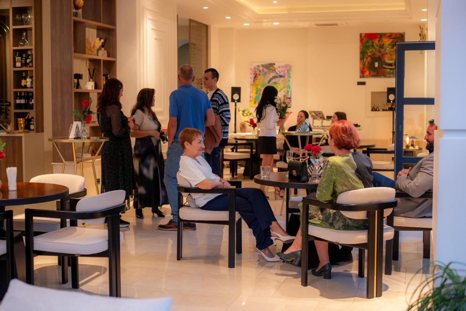 Cosmopolita Boutique Hotel Timișoara Zewnętrze zdjęcie