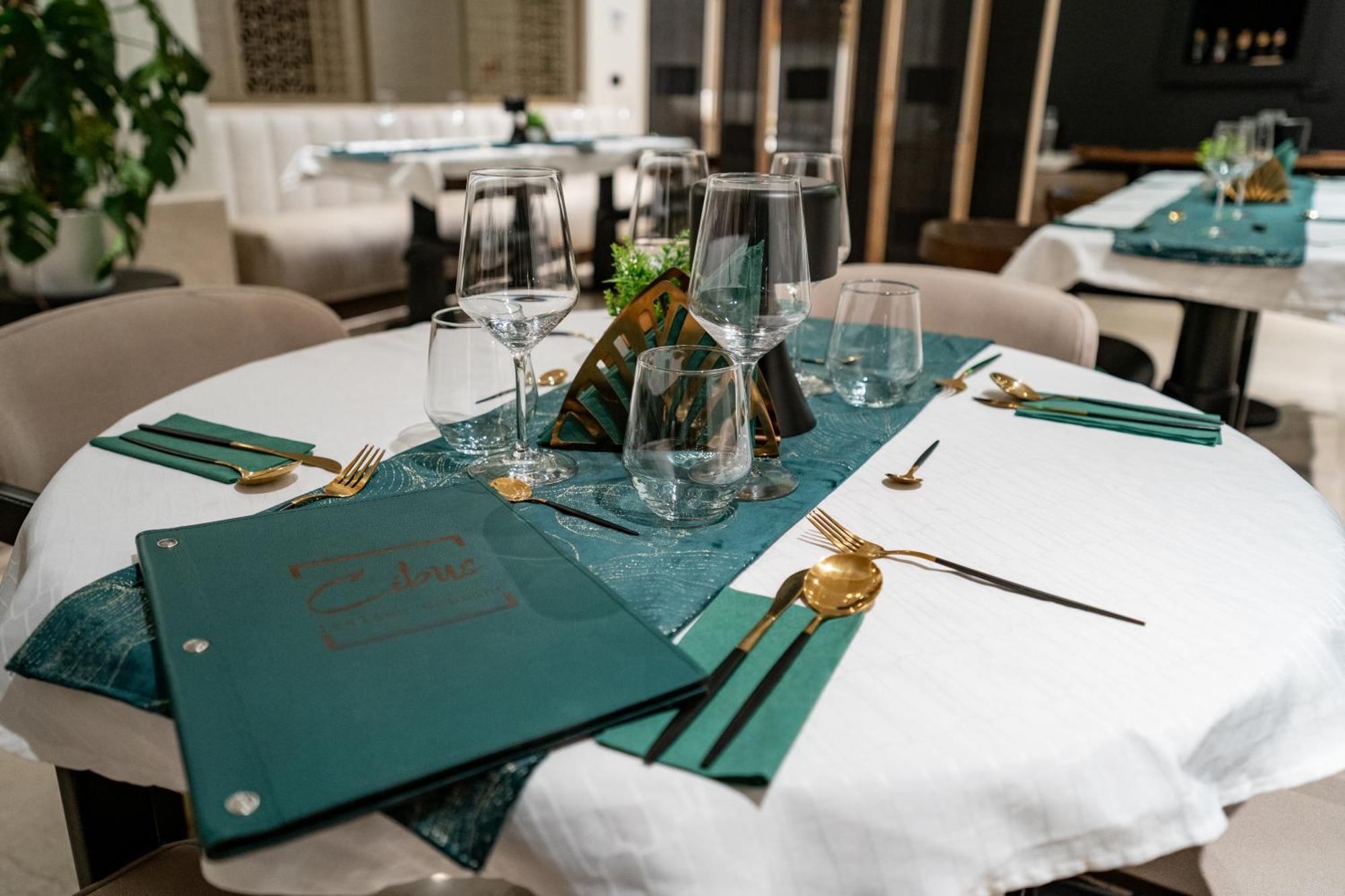 Cosmopolita Boutique Hotel Timișoara Zewnętrze zdjęcie